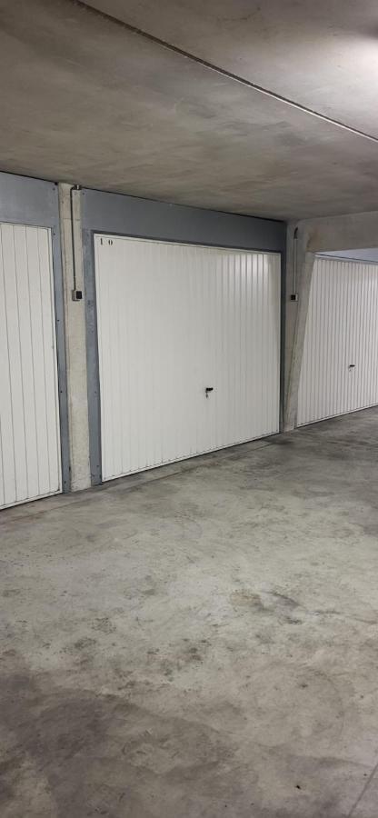 Uzes Centre La Terrasse Des Capucines Avec Garage Privee 아파트 외부 사진
