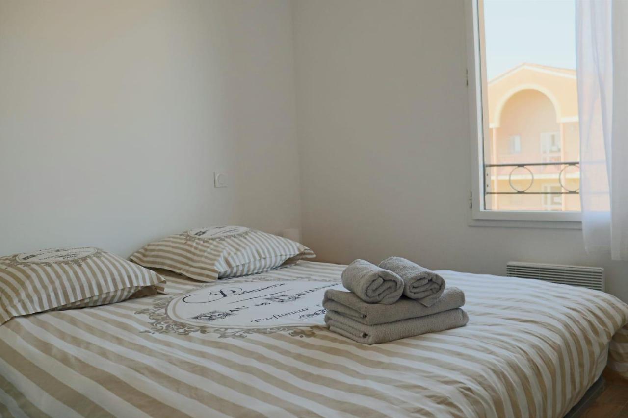 Uzes Centre La Terrasse Des Capucines Avec Garage Privee 아파트 외부 사진